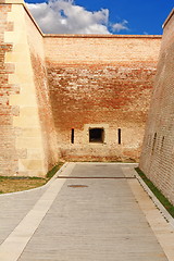 Image showing pedestrian path on alba iulia fortress