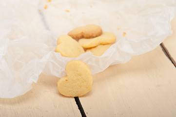 Image showing heart shaped shortbread valentine cookies