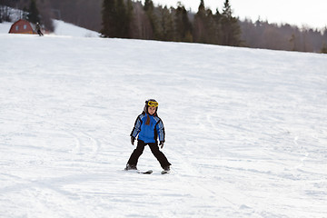 Image showing Little ski girl