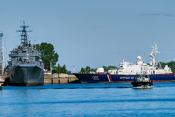 Image showing Russian Coast Guard patrol boats in Baltiysk