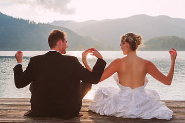 Image showing Romantic wedding on the lake
