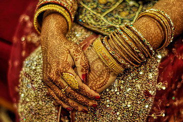 Image showing Henna on brides hands