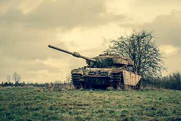 Image showing Tank on a battelfield