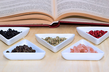 Image showing Variety of peppercorns and salt