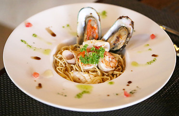 Image showing Spaghetti with seafood