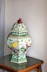 Image showing Chinese vase