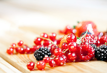 Image showing currants