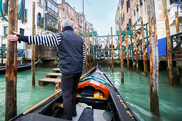 Image showing Gondolier parking gondola