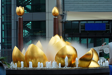 Image showing Full bloom lotus flower statue