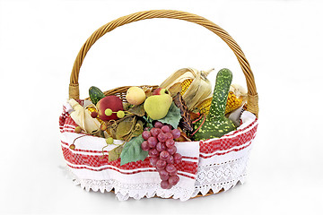 Image showing Fruits and Vegetables in basket 