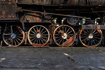 Image showing Wheels of an old train