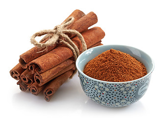 Image showing Bowl of cinnamon powder