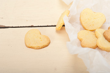 Image showing heart shaped shortbread valentine cookies