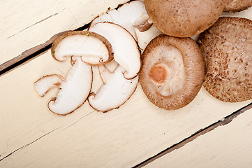 Image showing shiitake mushrooms