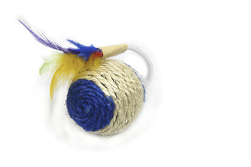 Image showing round  toy for animals with feathers