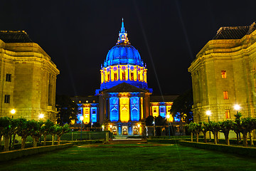 Image showing San Francisco city hall at night time