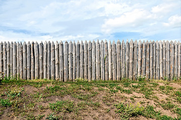 Image showing Fence log