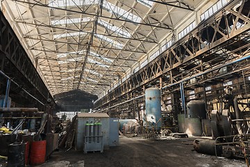 Image showing Large empty hall with concrete walls