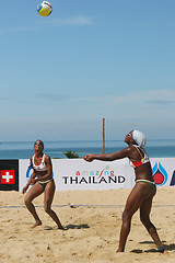 Image showing Cuban players compete in the quarter finals of the Swatch-FIVB W