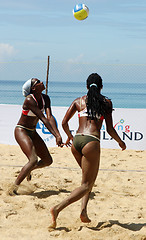Image showing Cuban players compete in the quarter finals of the Swatch-FIVB W