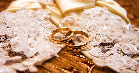 Image showing wedding rings