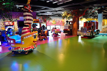 Image showing shopping mal playground