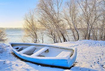 Image showing blue boat near danube river