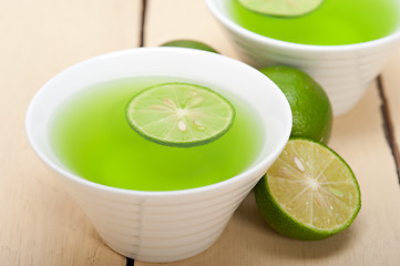 Image showing green lime lemonade 