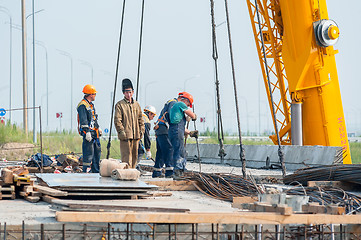 Image showing Workers on bridge construction