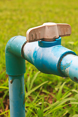 Image showing old and rusty faucet 