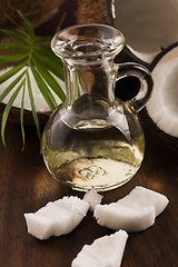 Image showing Coconut oil for alternative therapy 