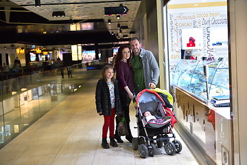 Image showing family in shopping mall