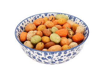 Image showing Seaweed peanuts in a blue and white china bowl