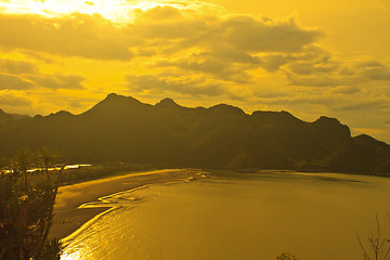 Image showing beautiful sunrise on tropical sea