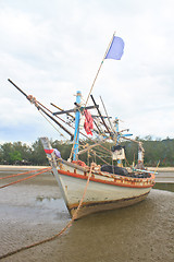 Image showing Fishing boat on the beach