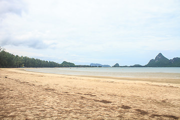 Image showing beautiful beach and tropical sea 