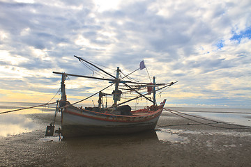 Image showing Fishing boat on the beach