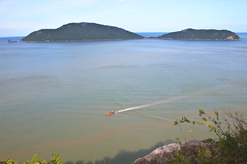 Image showing Beautiful tropical island, beach landscape