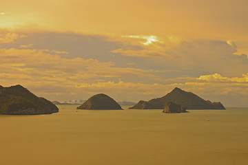 Image showing Beautiful tropical island, beach landscape