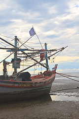 Image showing Fishing boat on the beach