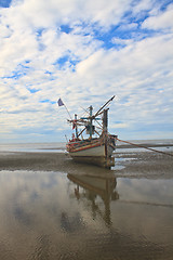 Image showing Fishing boat on the beach