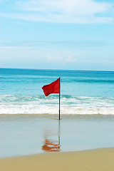 Image showing Red flag at the beach.