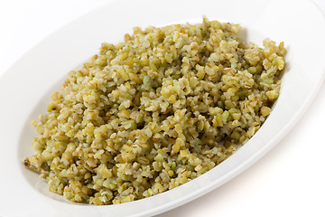 Image showing boiled freekeh grains angled