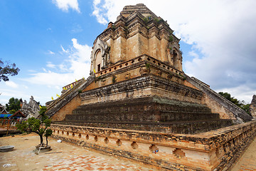 Image showing chedi luang temple