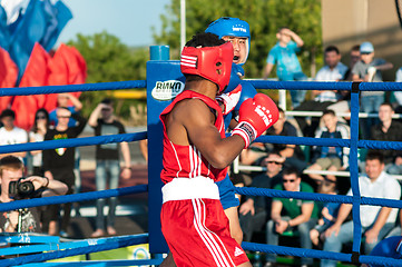 Image showing A boxing match Javier Ibanez, Cuba and Malik Bajtleuov, Russia. Defeated Javier Ibanez