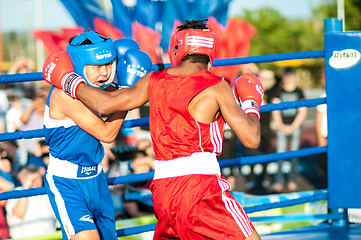 Image showing A boxing match Javier Ibanez, Cuba and Malik Bajtleuov, Russia. Defeated Javier Ibanez