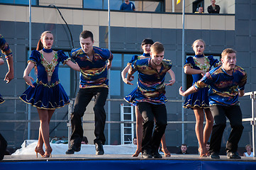 Image showing Young people perform folk dance
