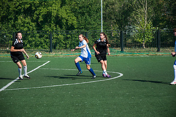 Image showing The girls play soccer