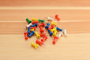 Image showing Coloured push pins