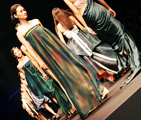 Image showing Models walking the catwalk at Seoul Collection (Fashion Week) 08